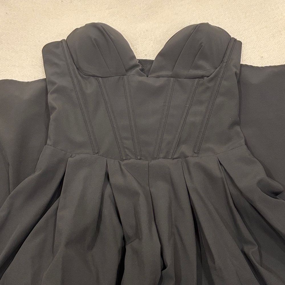 Elegant Black Strapless Dress